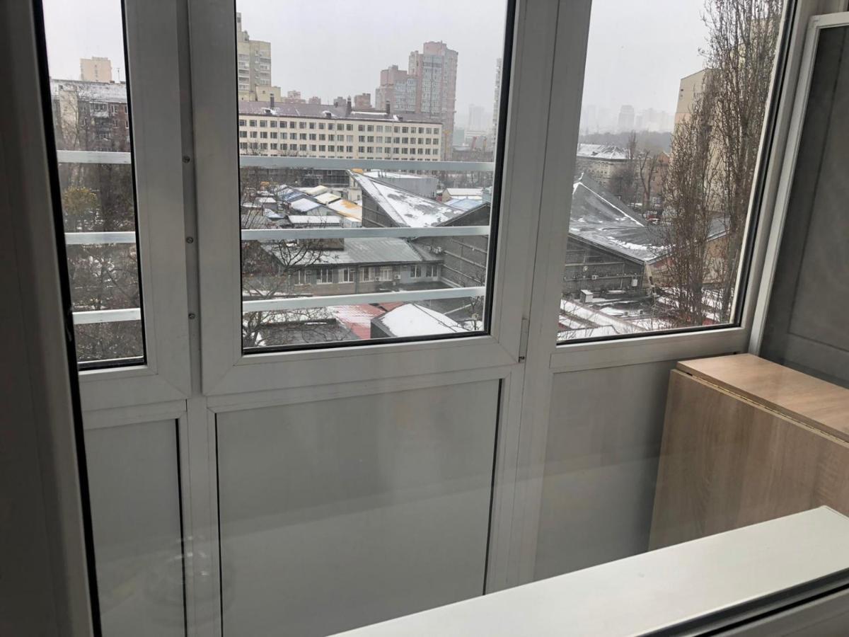 Апартаменты Дворец Украины С Круглой Кроватью Kiew Exterior foto