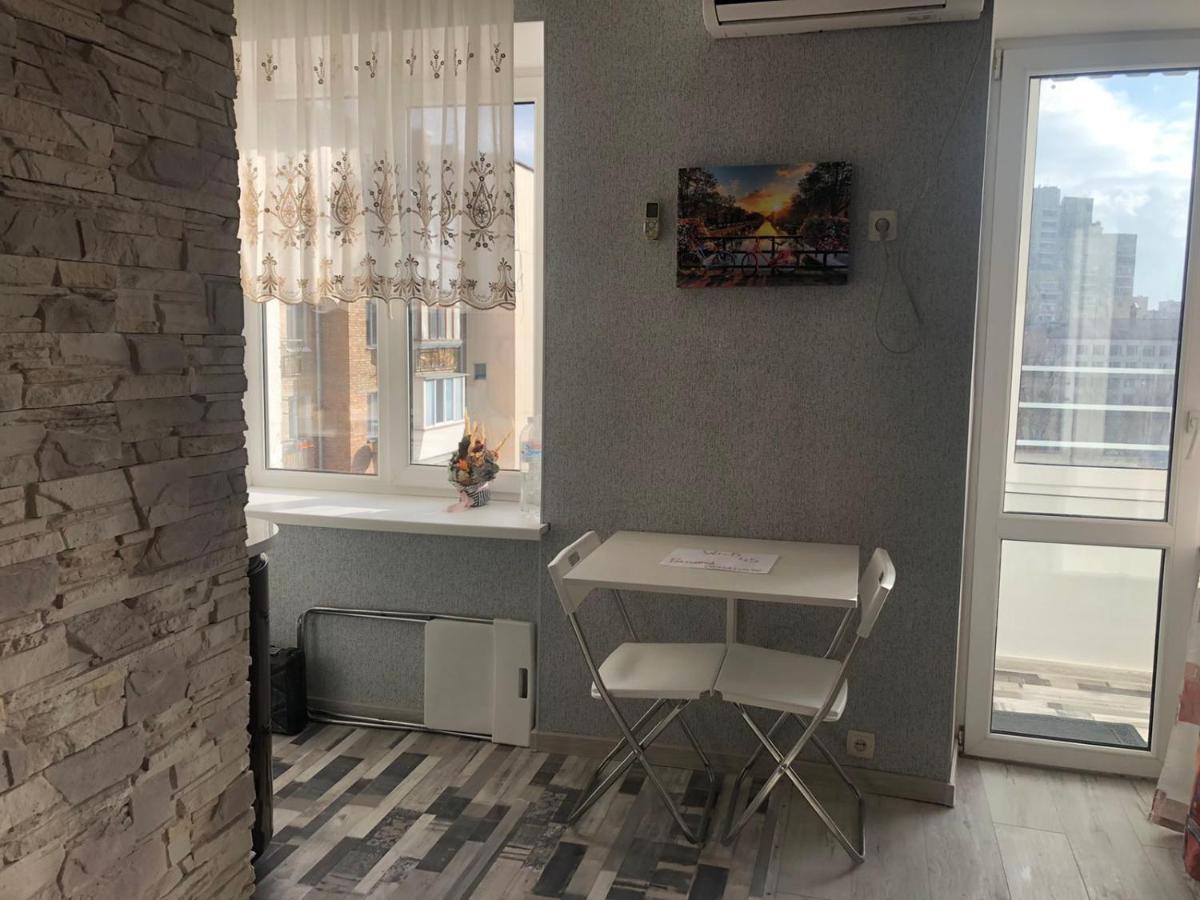 Апартаменты Дворец Украины С Круглой Кроватью Kiew Exterior foto